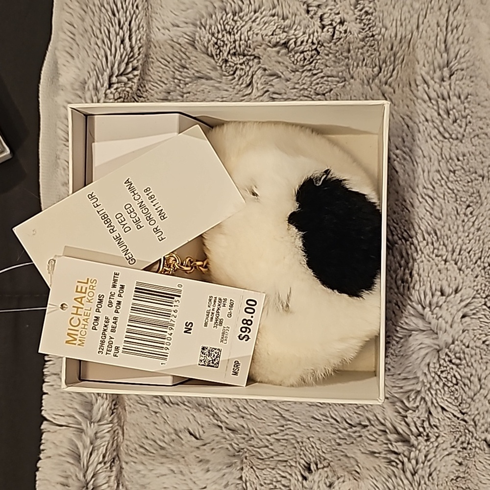 Polar bear bag charm